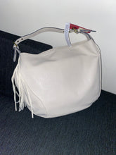 Load image into Gallery viewer, Tassel beige tote
